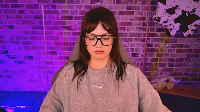 KiraVair's Live XXX Chat