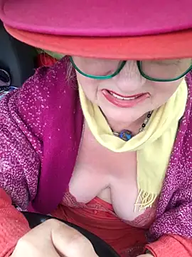 Hot-Muci's Webcam Show