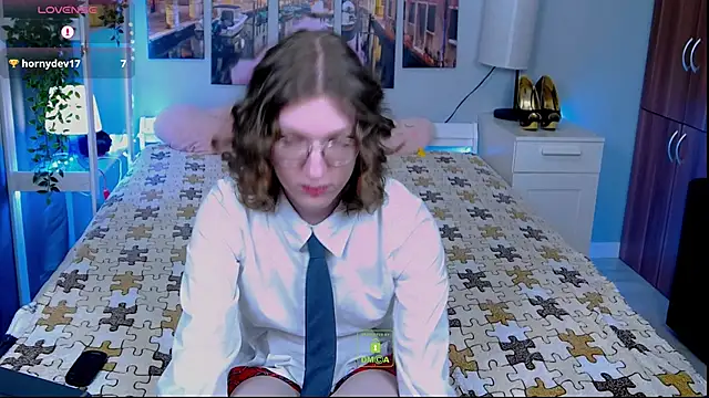 Masuzy লা ইভ XXX চ্যাট