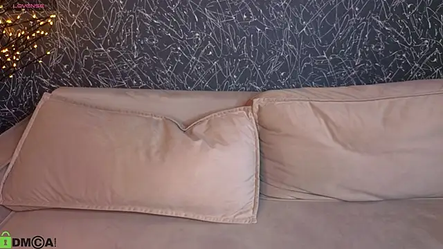 Crystal-Lace: απευθείας συνομιλία ΧΧΧ