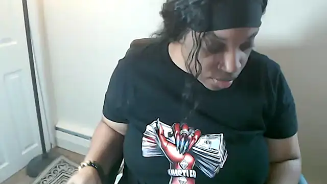 دردشة Sexymona1218 الجنسية المباشرة