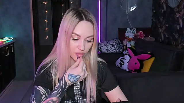 Blckmirrorr Live XXX-chat