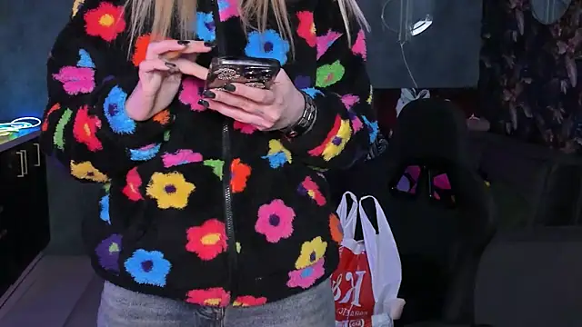 Chat XXX en directo de Blckmirrorr