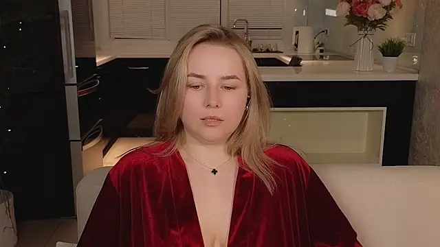 Mira_Mermayd Adlı Modelin Canlı XXX Sohbeti