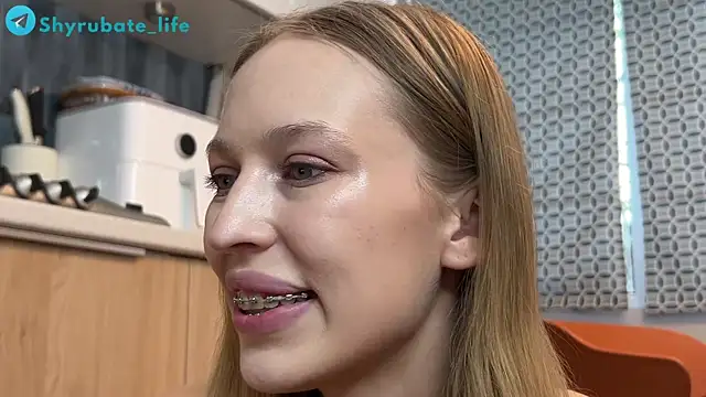 Sembang XXX Secara Langsung Shyrubate