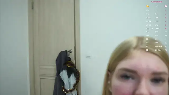 EllenReeves 即時 XXX 聊天