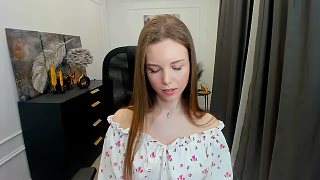 MileyWings 现场XXX聊天