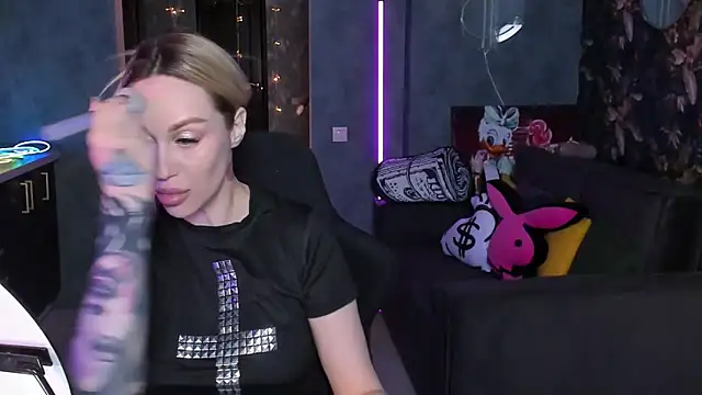 Blckmirrorr Live XXX Chat