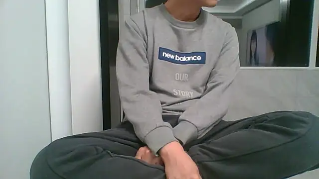 nole_china7 Adlı Modelin Canlı XXX Sohbeti