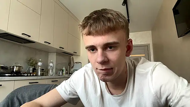 SoloFury Webcam Show