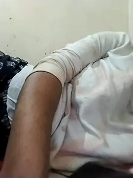 Fi97 Adlı Modelin Web Kamerası Şovu