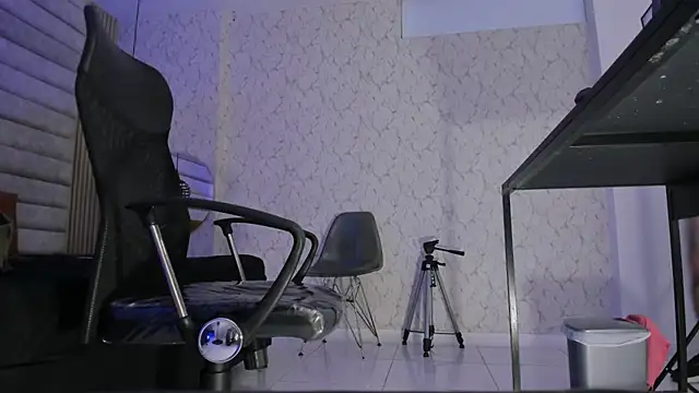 Pokazy przed kamerką – jhon_bear03