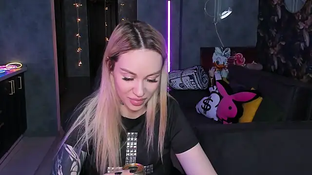 Blckmirrorr Chat XXX live