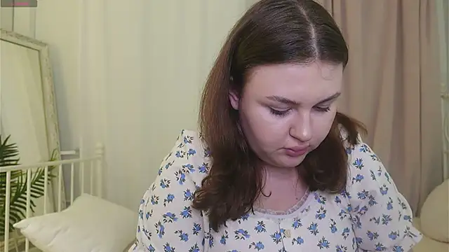 Mia_Pearl 即時 XXX 聊天