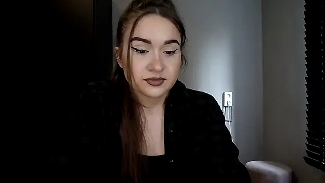 avajade: απευθείας συνομιλία ΧΧΧ