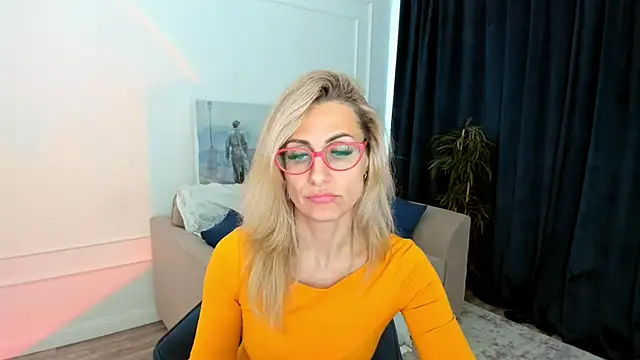 MuseOfStage's Live XXX Chat