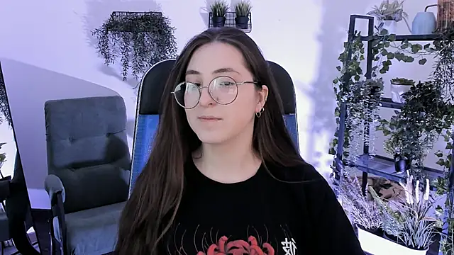 VirtuallVoyant's Live XXX Chat