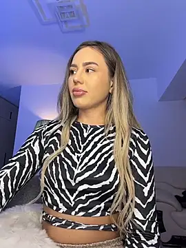 Živý XXX chat BarbieDoll13