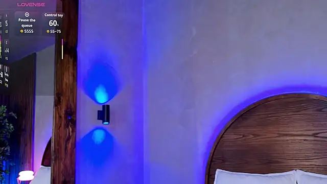 Chatroom XXX en direct de renata_black_