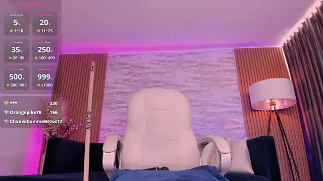 Rebeka_spencer élő XXX-chatje