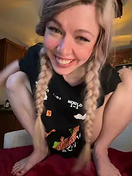 propertyofdaddy Adlı Modelin Canlı XXX Sohbeti