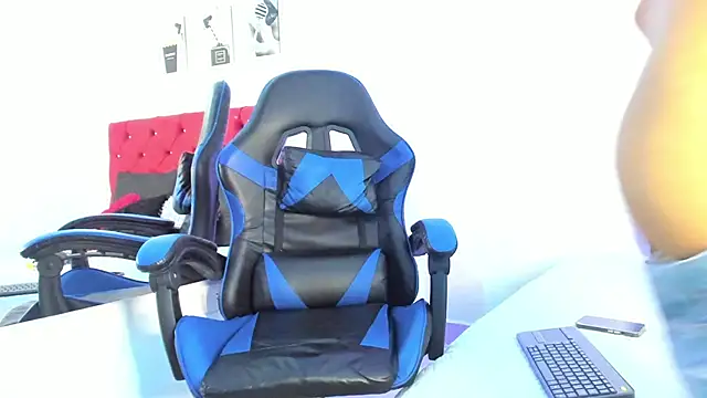 Liamsubtle01 – Naživo XXX chat