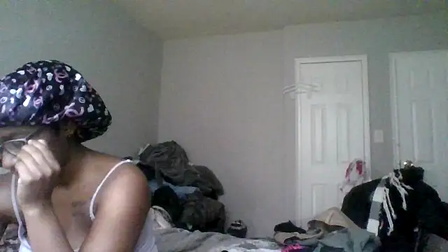 dezzidavill Show in webcam