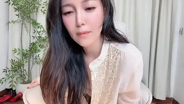 Lucy-cici's Live XXX Chat