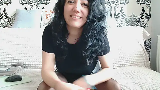 دردشة CharmingLadyMira الجنسية المباشرة