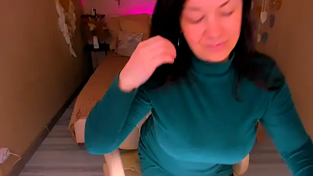 AnaMillsのライブXXXチャット