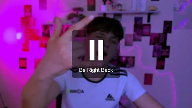 travis_wolf_ – Kamerová šou