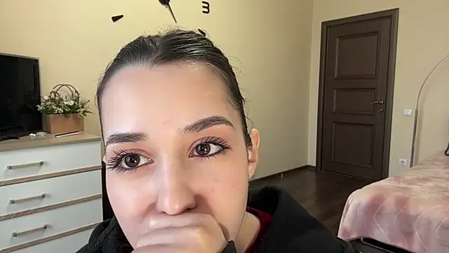 Chat XXX en directo de AdeleVelvet