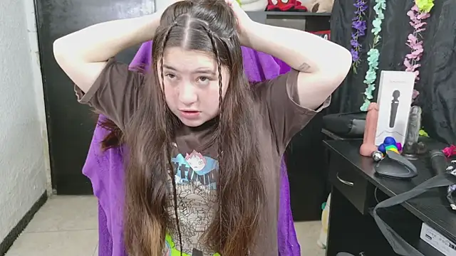 แชท XXX สดของ ann_bronw