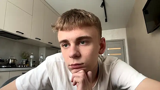 Вебкам-шоу SoloFury