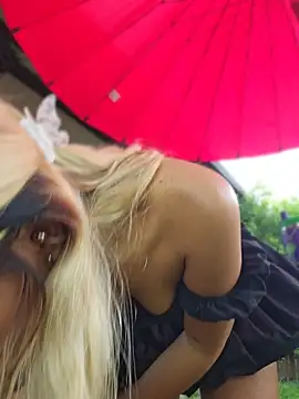 Pretty_roxxyy 现场XXX聊天