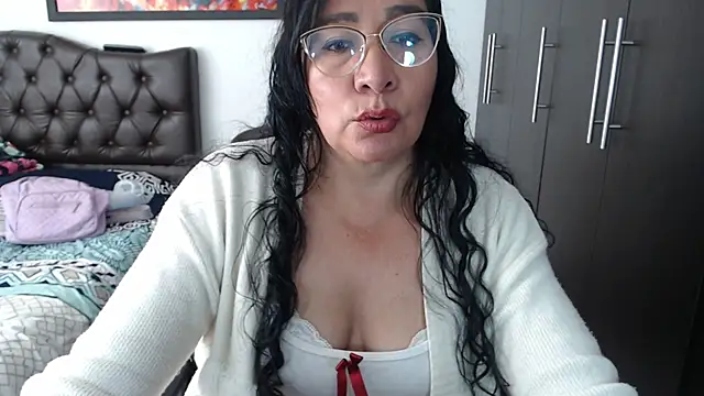 Chatroom XXX en direct de Grace_mature_milf