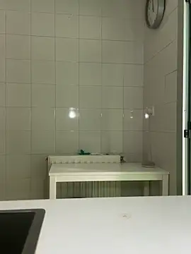 Hannah_Kiim Adlı Modelin Canlı XXX Sohbeti