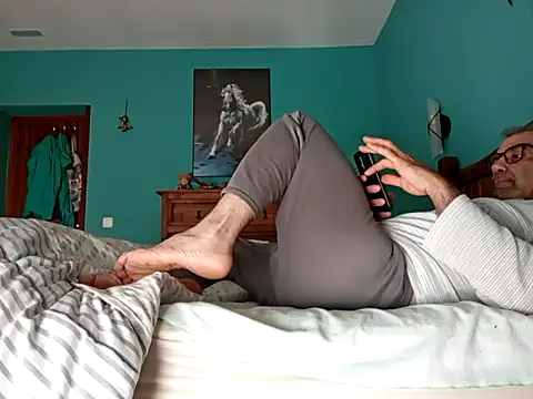 delfi6: διαδικτυακό σόου στην κάμερα