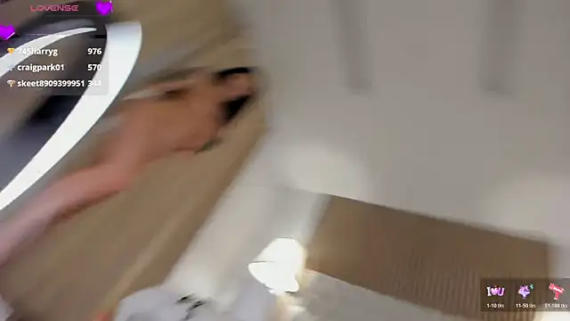 แชท XXX สดของ dariadoll