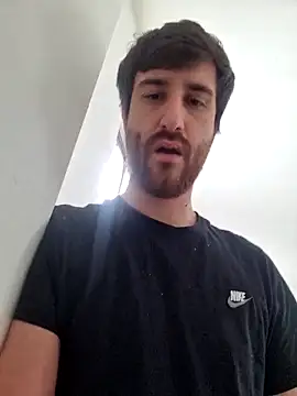 simo1097のライブXXXチャット