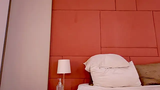 Онлайн чат XXX LilouKat