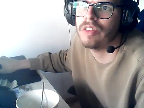 DesertedMonoxide – Kamerová šou