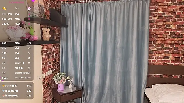 Онлайн чат XXX Six_Seven7