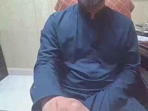 hairymaster95 webcam show