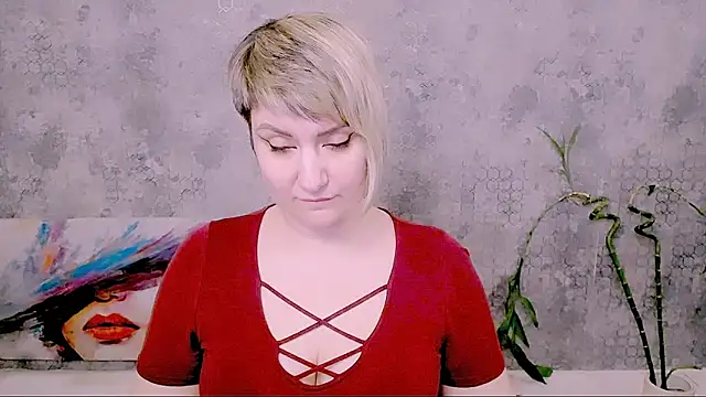 Djullia's Live XXX Chat