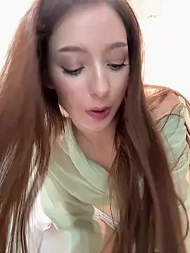 Chat +18 de LilluKatten ao vivo