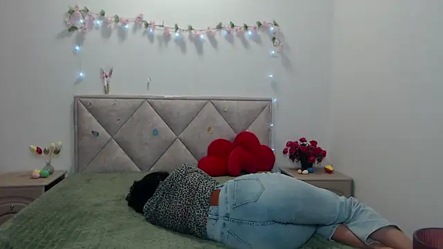 Chatroom XXX en direct de CameronEnns