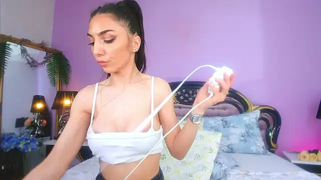 XXX chat uživo modela MyaJenson