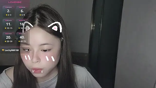 F-Wanzi Live XXX-chat