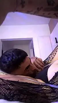 tonyroks webkamerás műsora